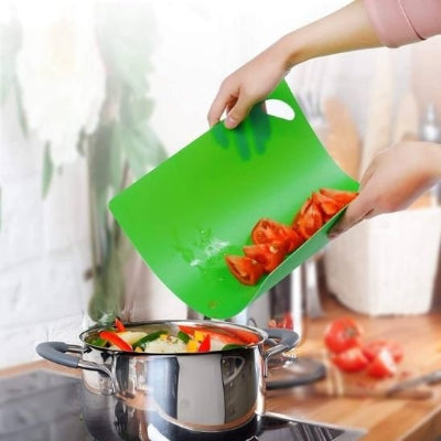 Planche à découper flexible permet de plier la planche pour verser les aliments dans les récipients