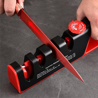 Aiguiseur de couteaux bouton permet de regler les angles aiguisages