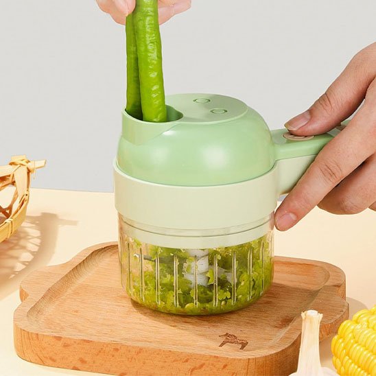 Coupe légumes électrique avec des lames en acier inoxydable