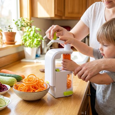 Coupe legumes manivelle rotative action simple et efficace sans effort excessif